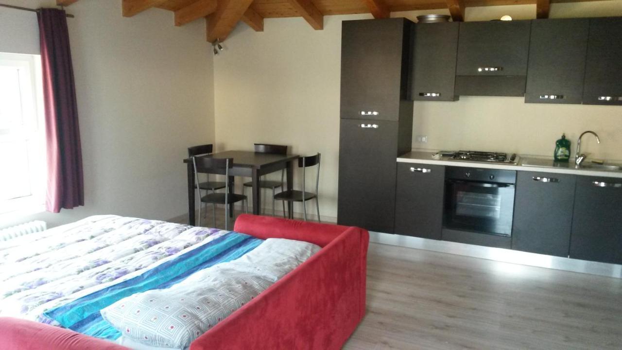 B&B " Guzzi - Inn " Mandello del Lario Kültér fotó